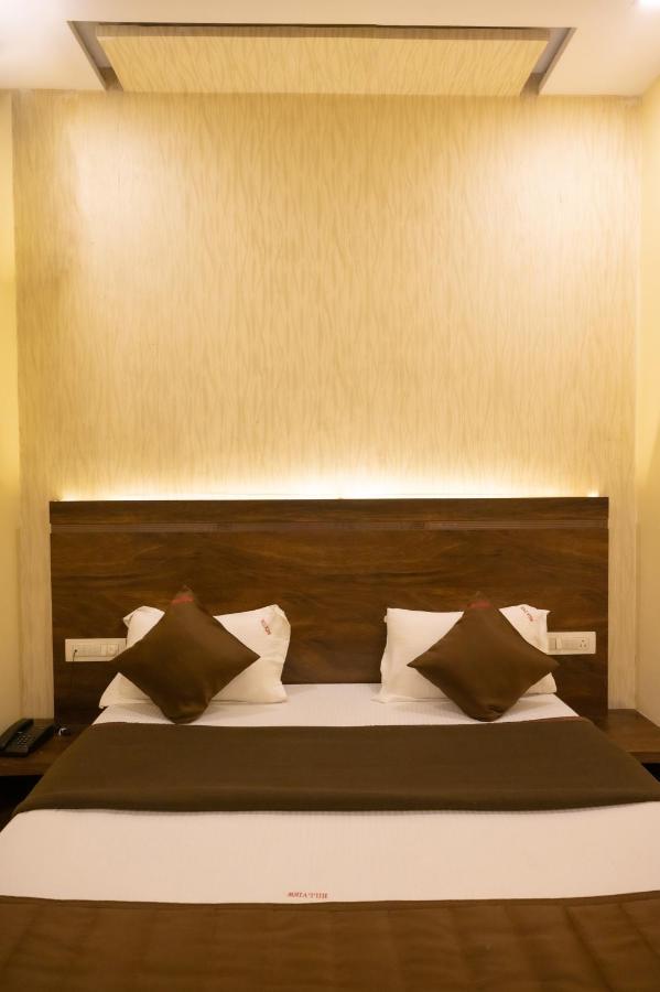 Hotel Vijaya Hill View Residency Navi Mumbai Exterior foto