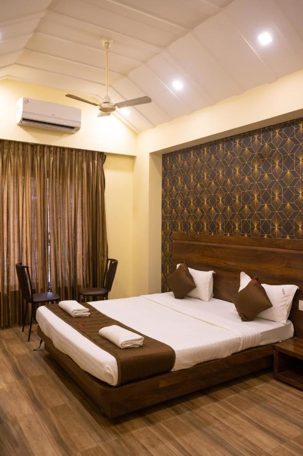Hotel Vijaya Hill View Residency Navi Mumbai Exterior foto