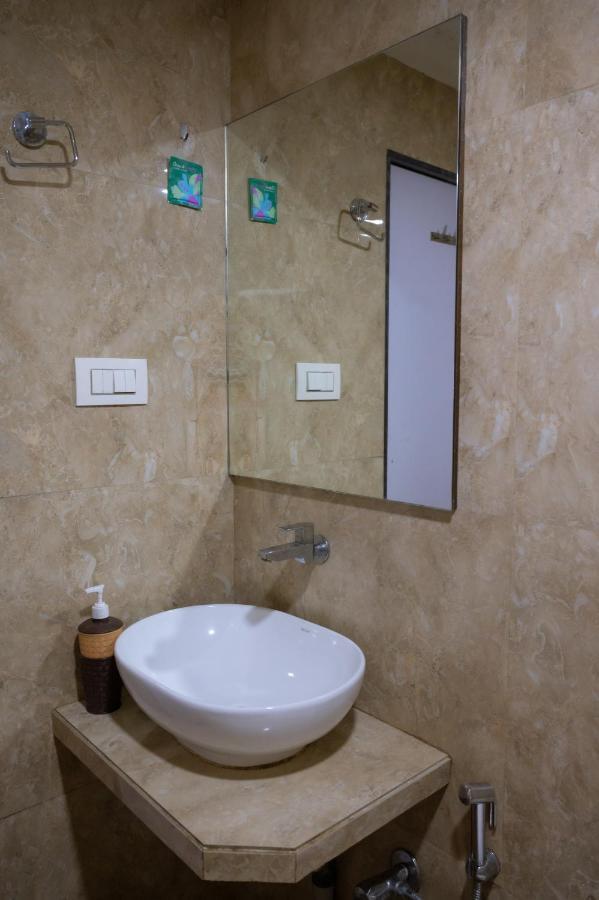 Hotel Vijaya Hill View Residency Navi Mumbai Exterior foto