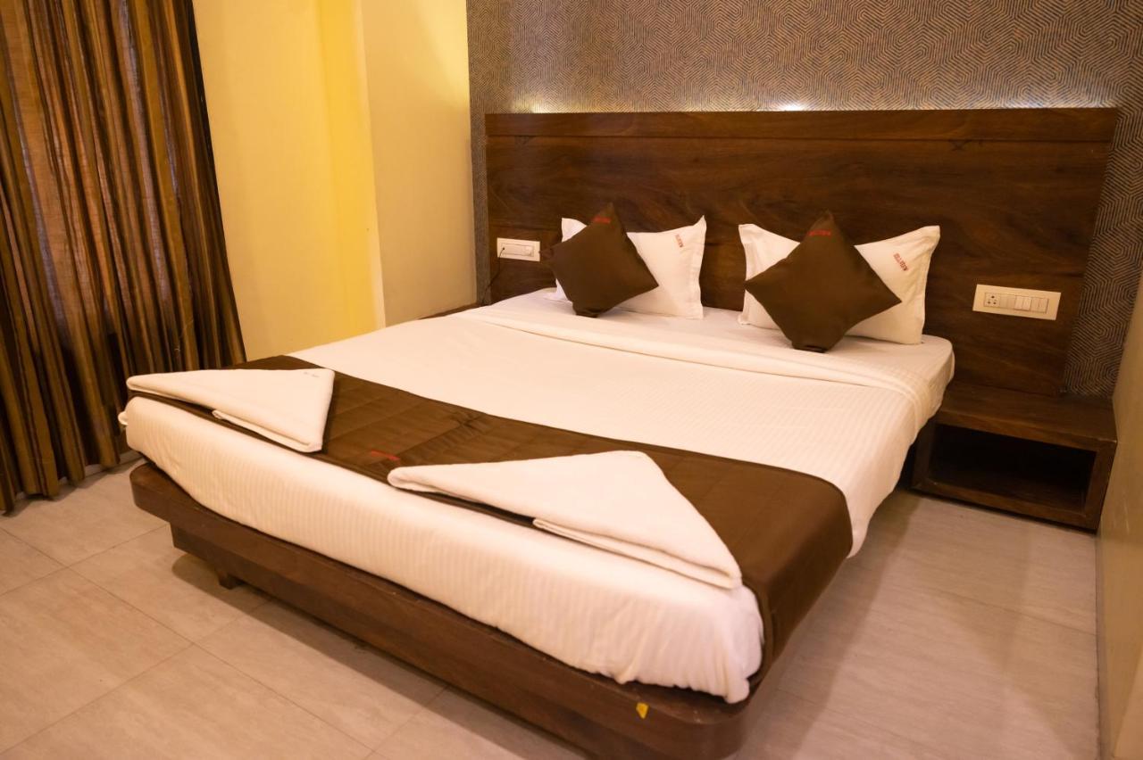 Hotel Vijaya Hill View Residency Navi Mumbai Exterior foto