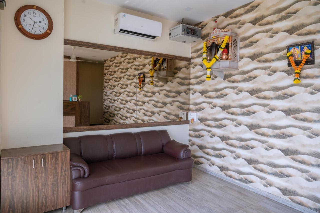 Hotel Vijaya Hill View Residency Navi Mumbai Exterior foto